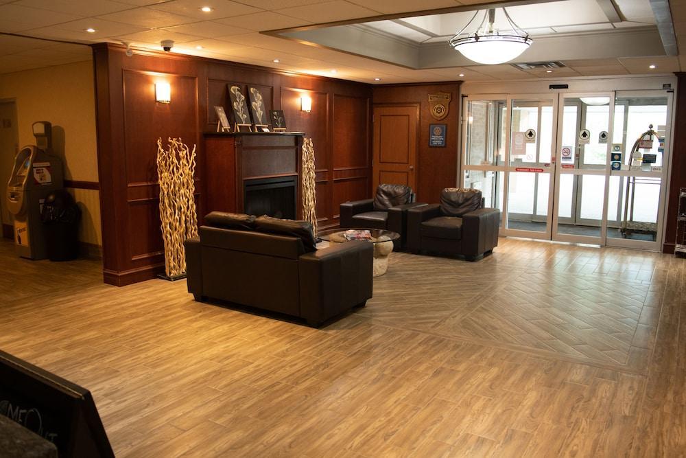 Days Inn By Wyndham Sudbury & Conference Centre מראה חיצוני תמונה
