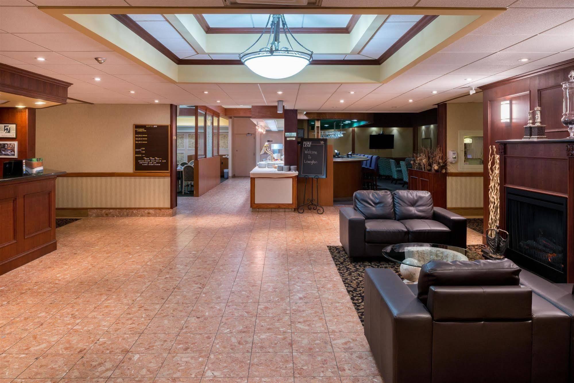 Days Inn By Wyndham Sudbury & Conference Centre מראה חיצוני תמונה