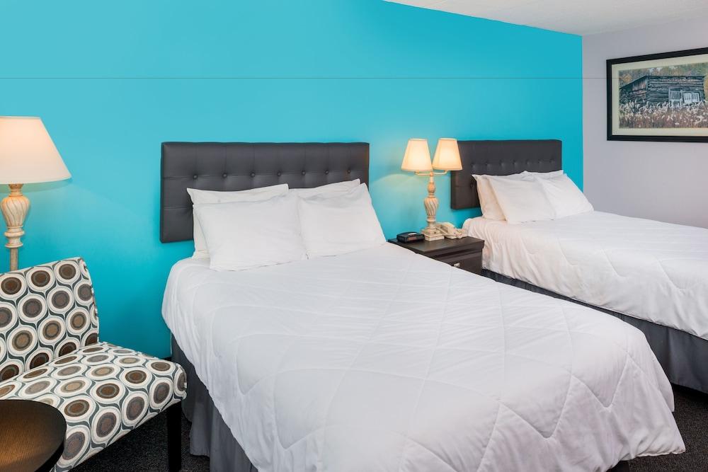 Days Inn By Wyndham Sudbury & Conference Centre מראה חיצוני תמונה