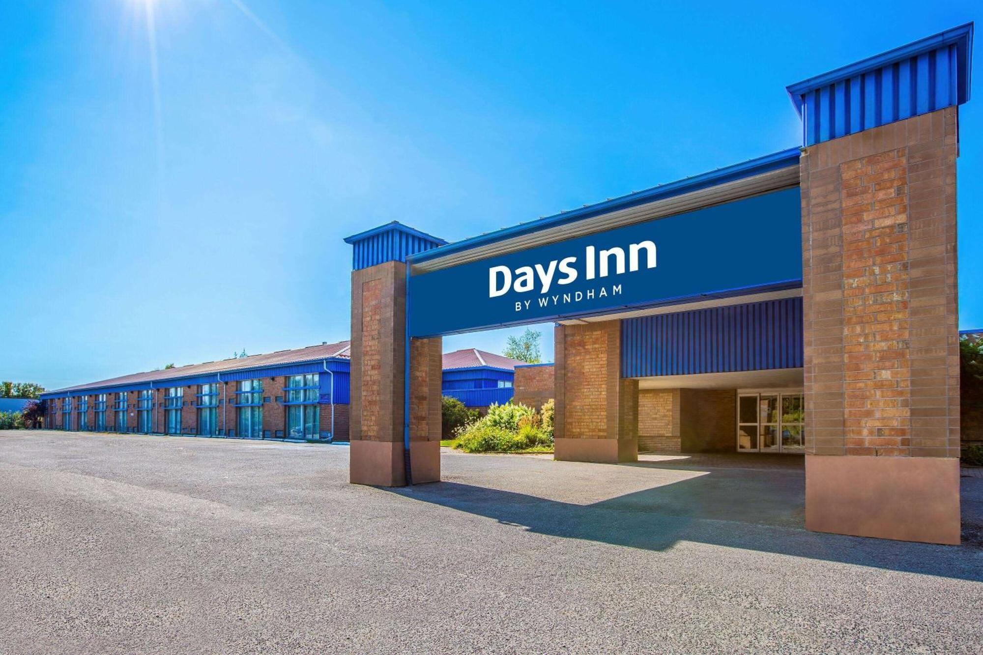 Days Inn By Wyndham Sudbury & Conference Centre מראה חיצוני תמונה