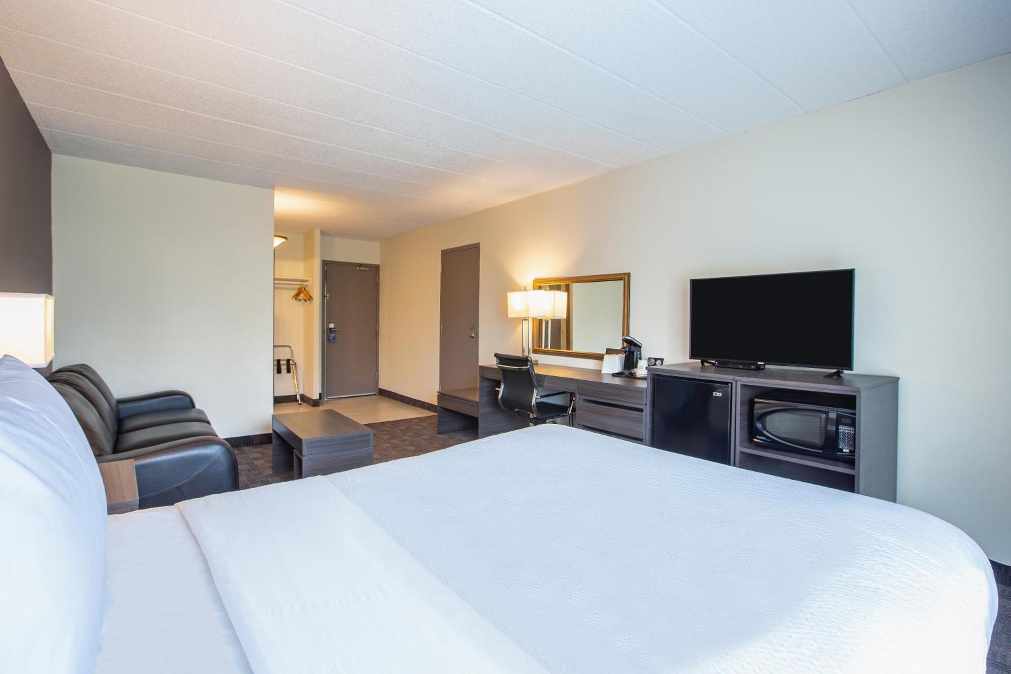 Days Inn By Wyndham Sudbury & Conference Centre מראה חיצוני תמונה