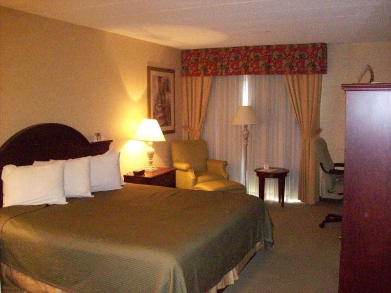 Days Inn By Wyndham Sudbury & Conference Centre מראה חיצוני תמונה
